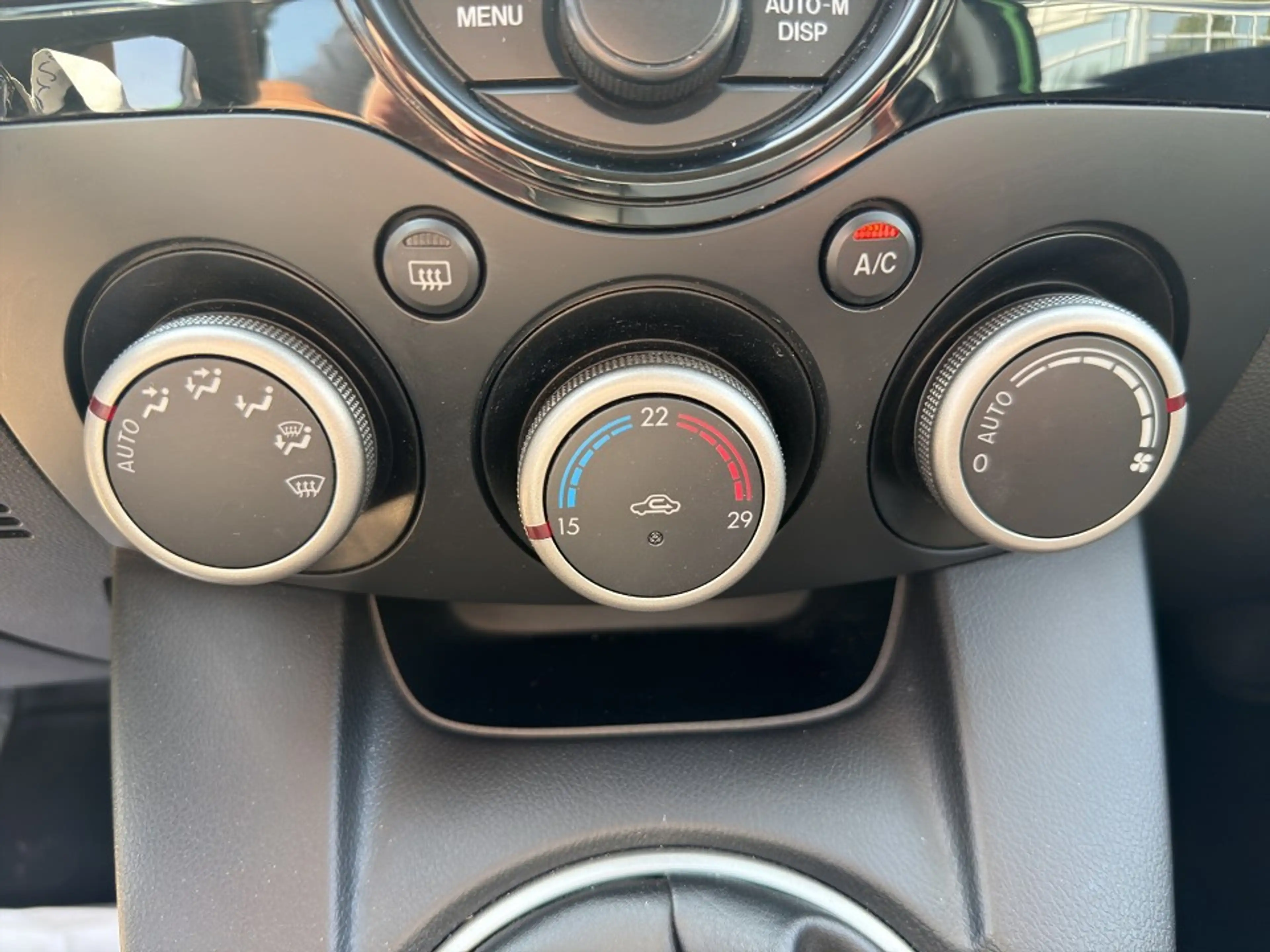 Mazda 2 1.3 Active Klima Sitzheizung — photo 14