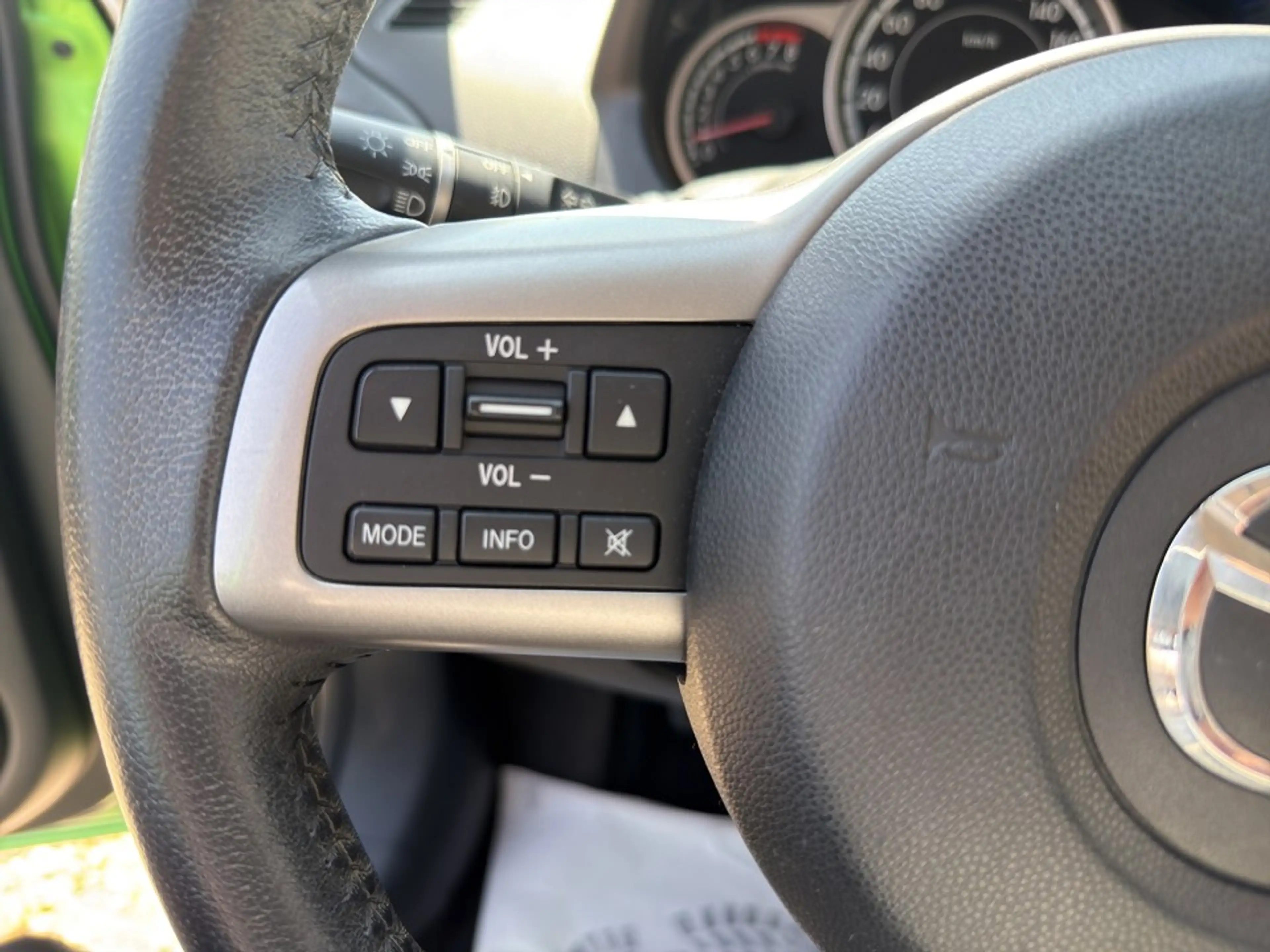 Mazda 2 1.3 Active Klima Sitzheizung — photo 12