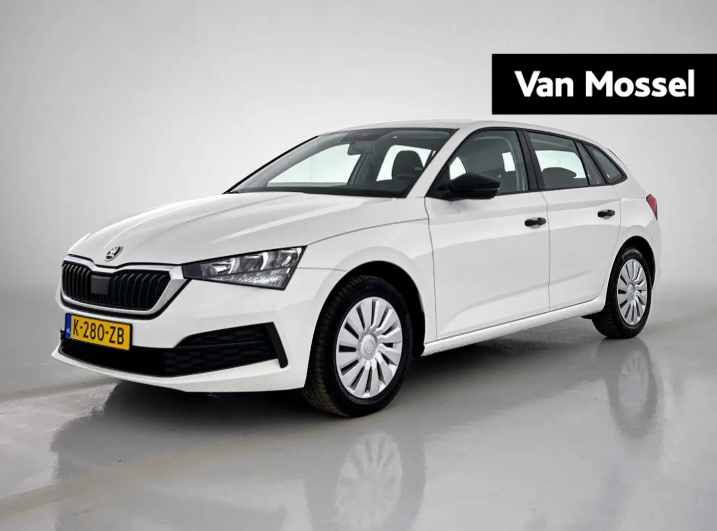 Skoda Scala 1.0 TSI Active | AIRCO | DAB RADIO | PARKEERSENSOR Wit - 1