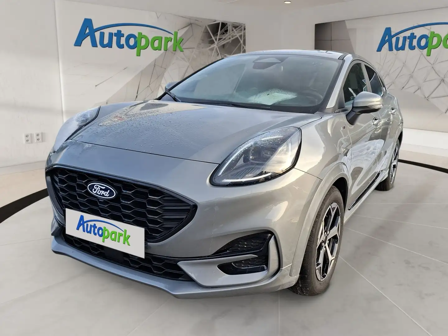 Ford Puma ST-Line Grau - 1