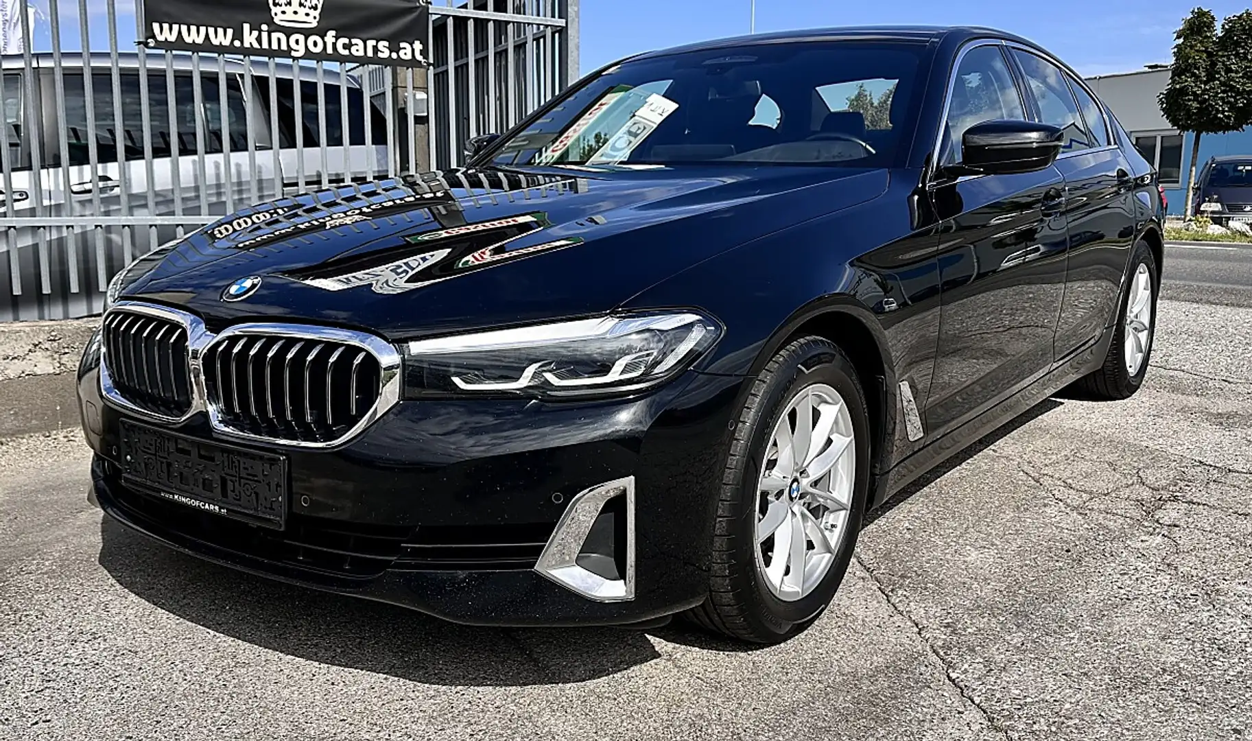 BMW 520 d xDrive Luxury Line Aut. ARBÖ Pickerl Schwarz - 1