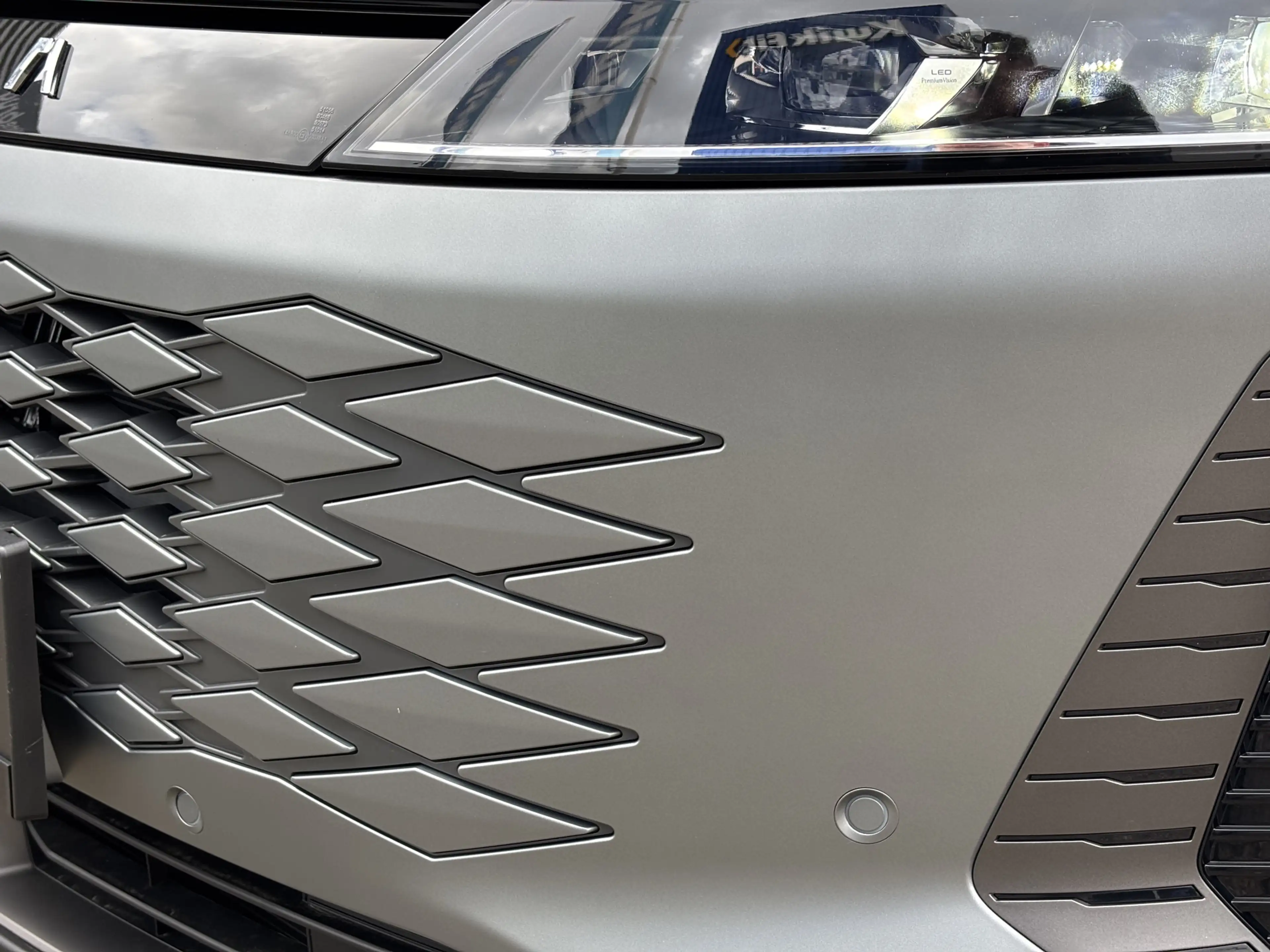 Omoda 9 Premium Black Pack Plug-In Hybride Automaat met 11 — photo 8