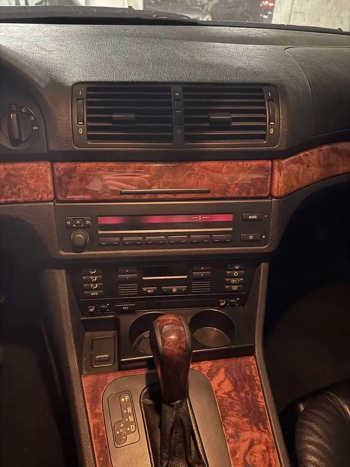 BMW 528i, foto 7