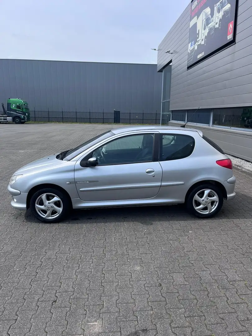Peugeot 206 1.6-16V Quiksilver. MET NIEUWE APK TOT 18-6-26 Szary - 2