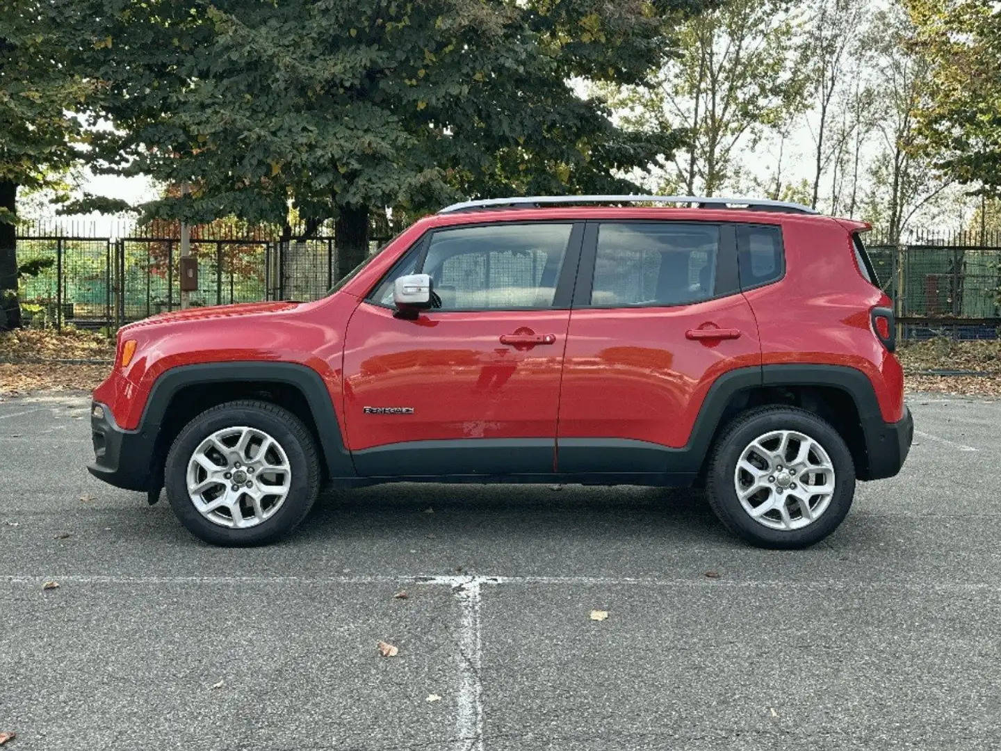 Jeep Renegade 1.4 MAir 170cv Limited 4WD aut. Roşu - 2