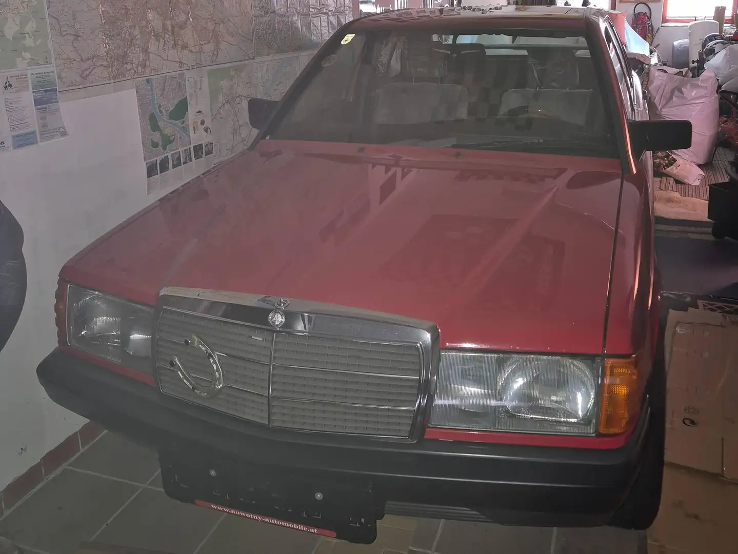 Mercedes-Benz 190 190 E 2,0 Rot - 2