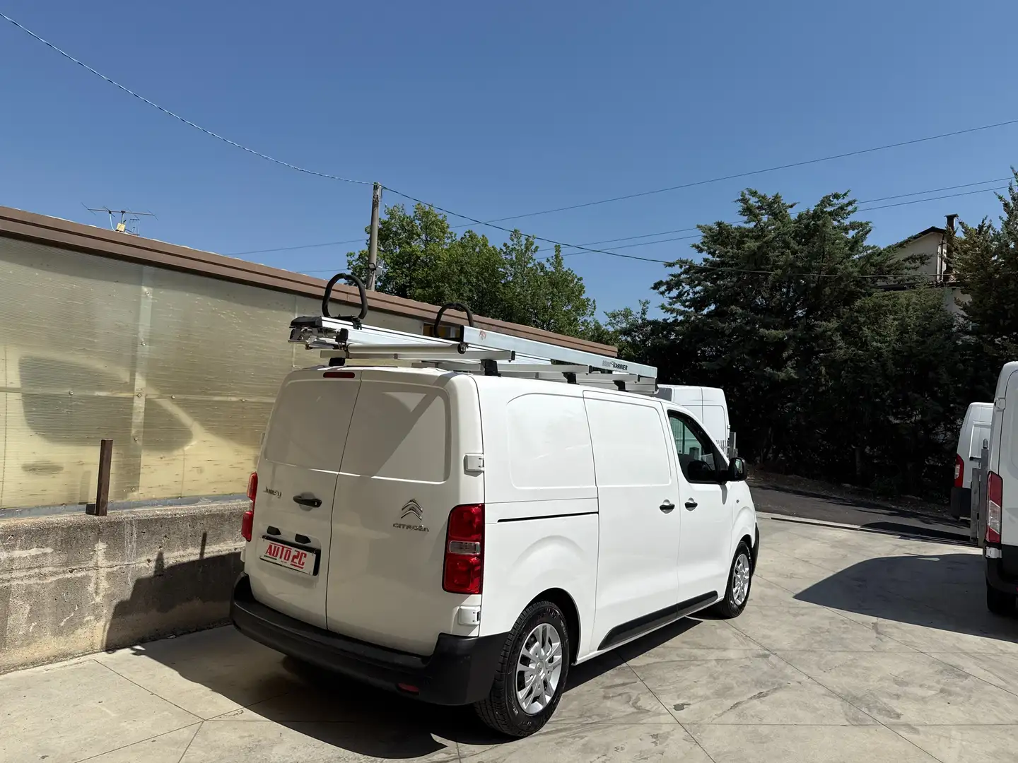Citroen Jumpy 1.5 bluehdi 115Cv L2 ALLESTITO Premium Bianco - 2