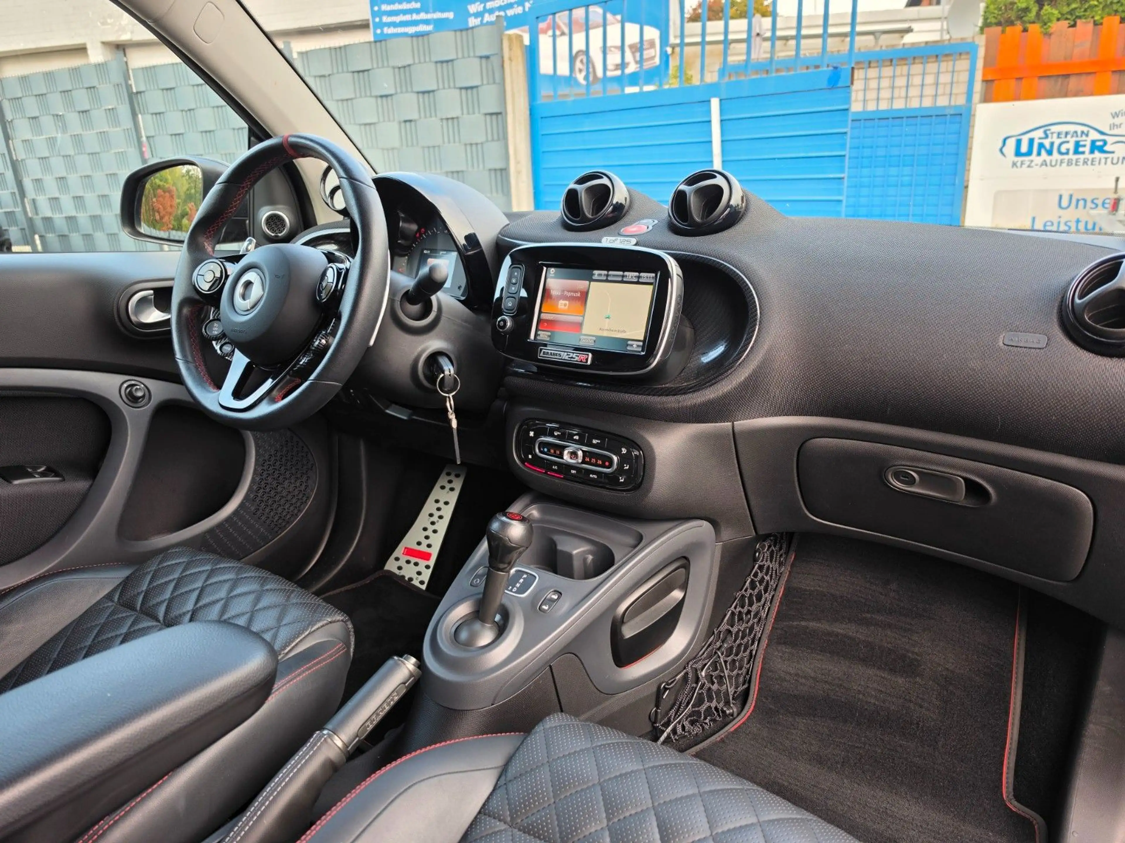 smart forTwo CABRIO BRABUS 125R 1 OF 125 EDITION ///// — photo 15