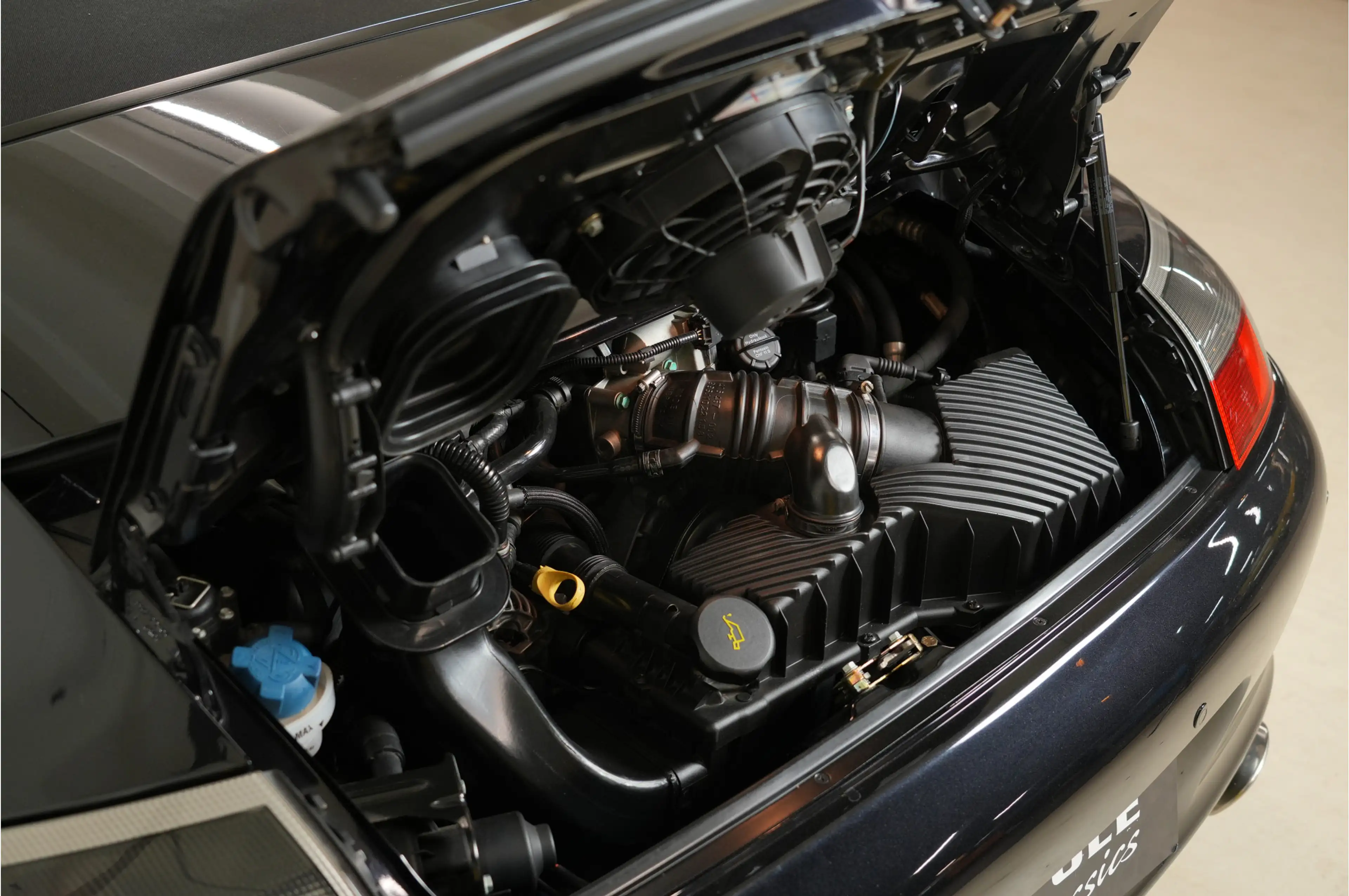 Porsche 992 996 CARRERA 2 Cabriolet M1061 — photo 3