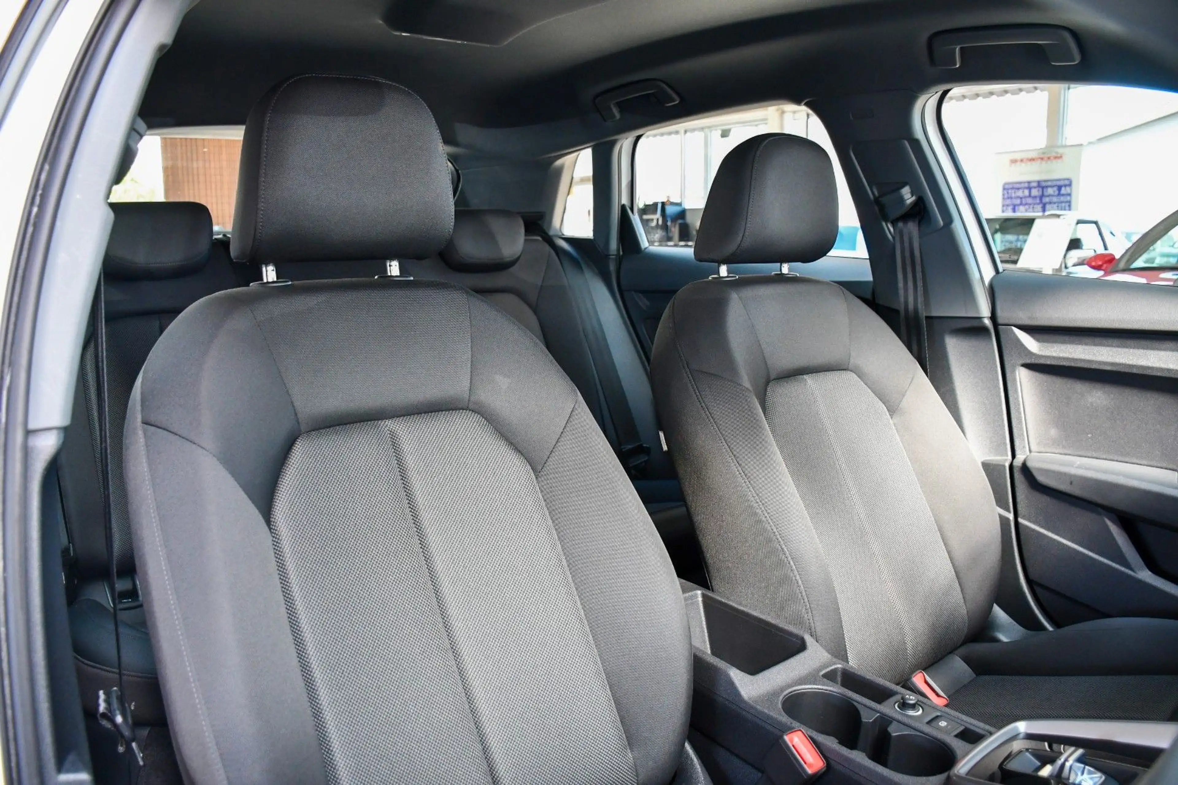 Audi A3 Sportback 30 TFSI basis Kam Navi Autom 1.Hand — photo 12