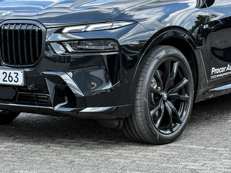 BMW X7 xDrive40d MSport HUD PANO ACC AHK RFK NAVI — photo 5