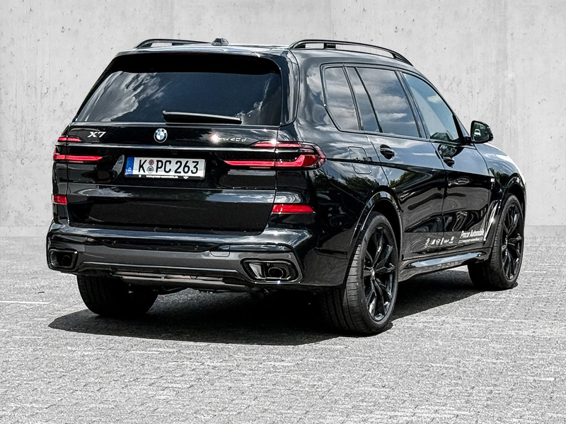 BMW X7 xDrive40d MSport HUD PANO ACC AHK RFK NAVI — photo 2