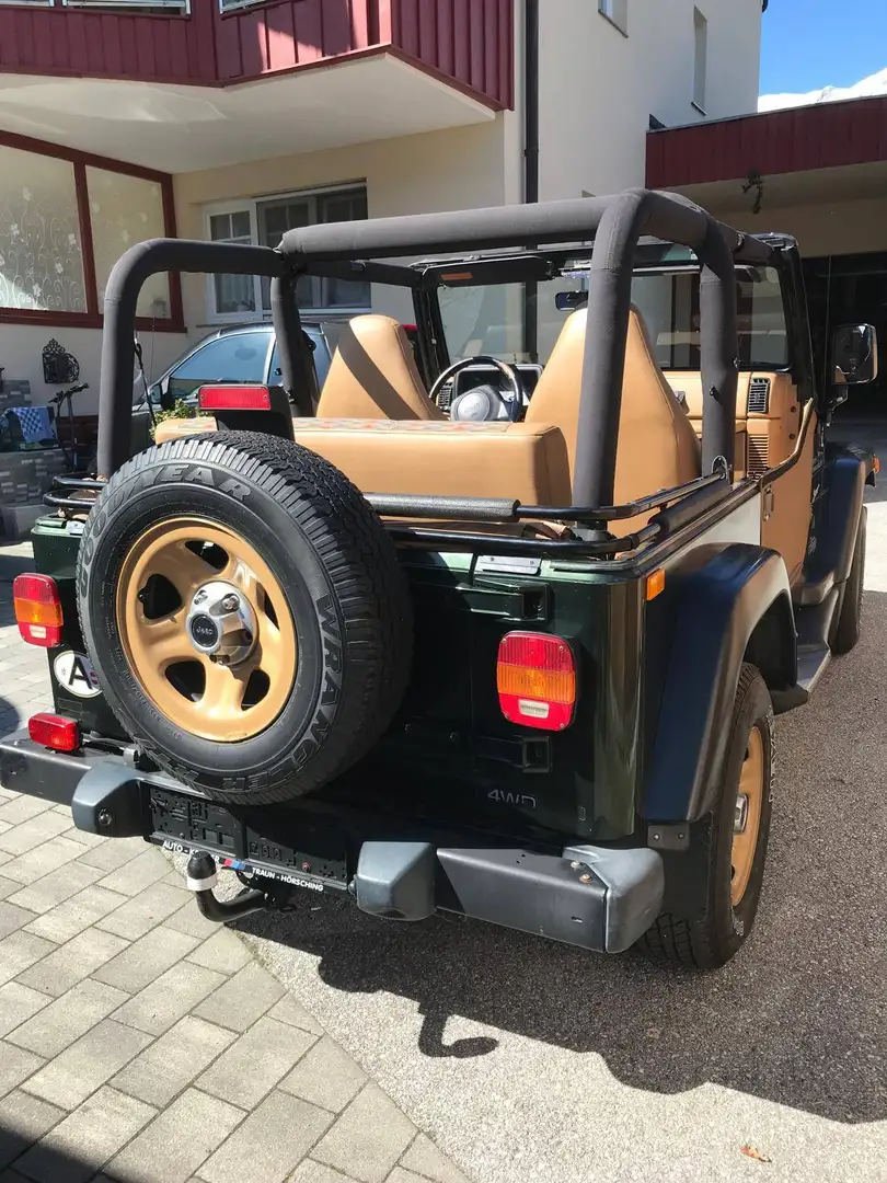 Jeep Wrangler Wrangler 2,5 Sport Hard Top Grün - 2