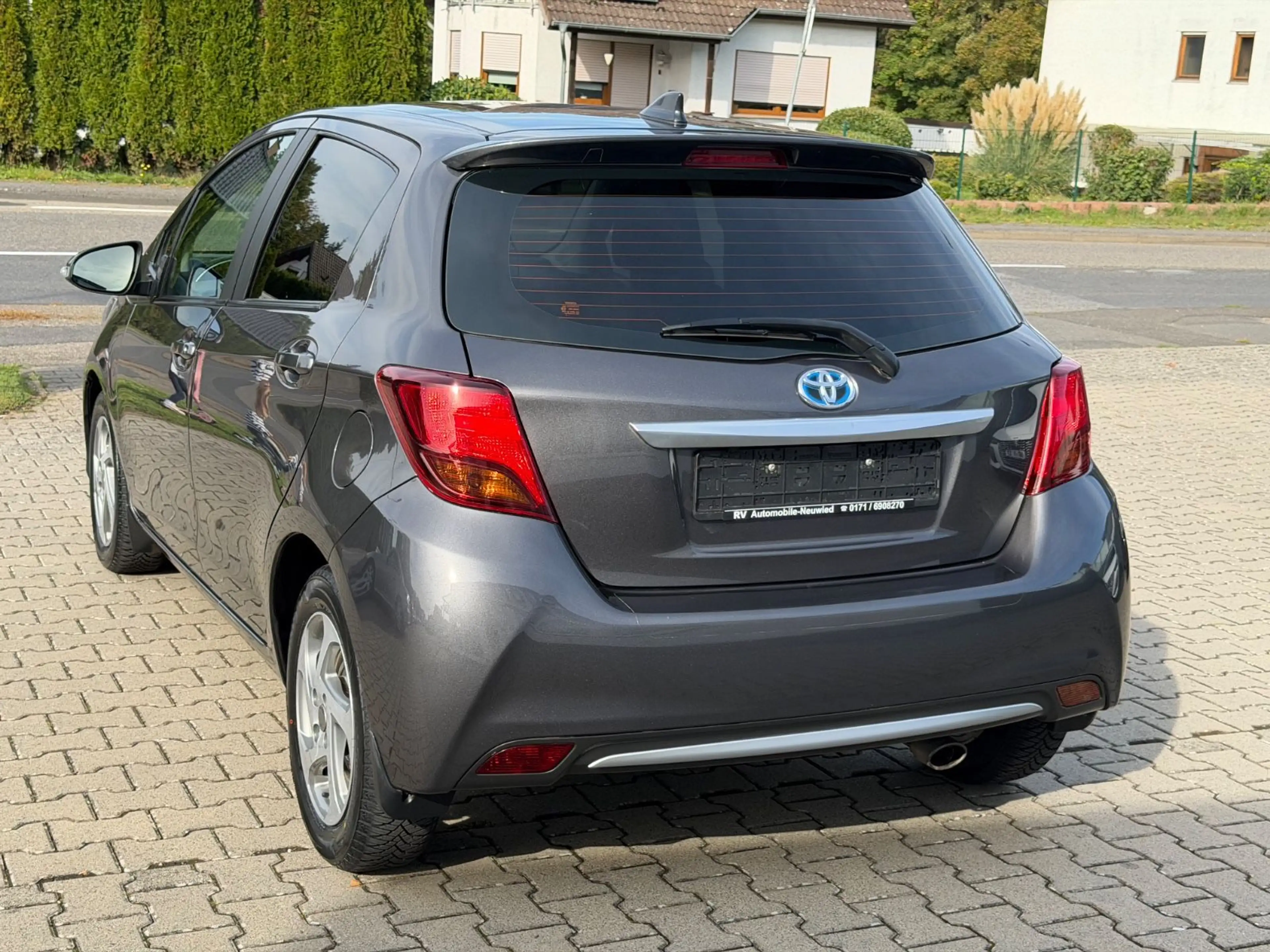 Toyota Yaris Edition-S Hybrid |AUTOMATIK|KAMERA| — photo 9
