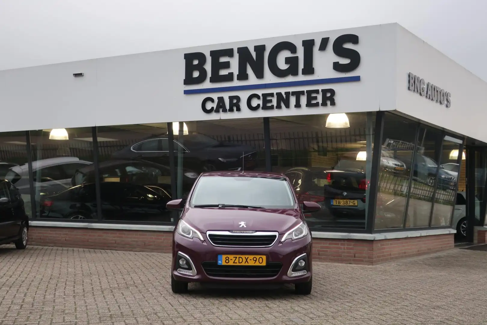 Peugeot 108 1.2 VTi Allure 1e EIG_LED_CLIMA_CRUIS_LMV_NAP. Mauve - 2