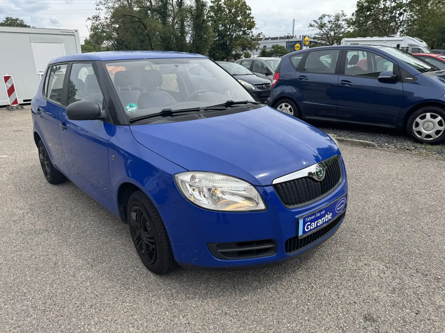 Skoda Fabia Basis Bleu - 2