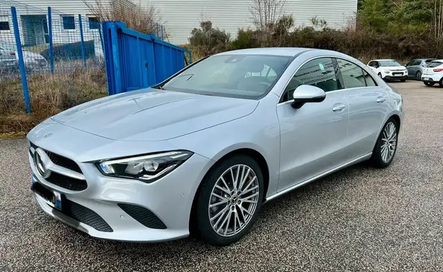 Mercedes-Benz A 180 MERCEDES CLA COUPE 180 Business Line BA7