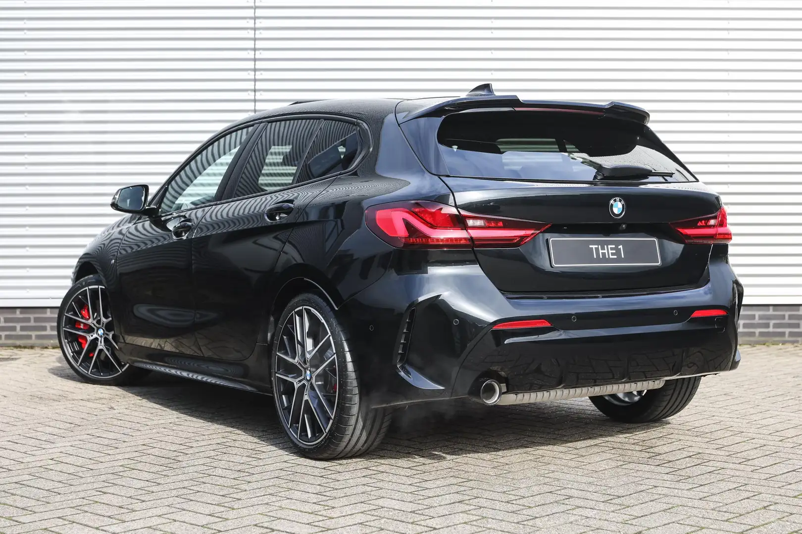 BMW 118 1-serie 118i High Executive M Sport Automaat / Pan Fekete - 2