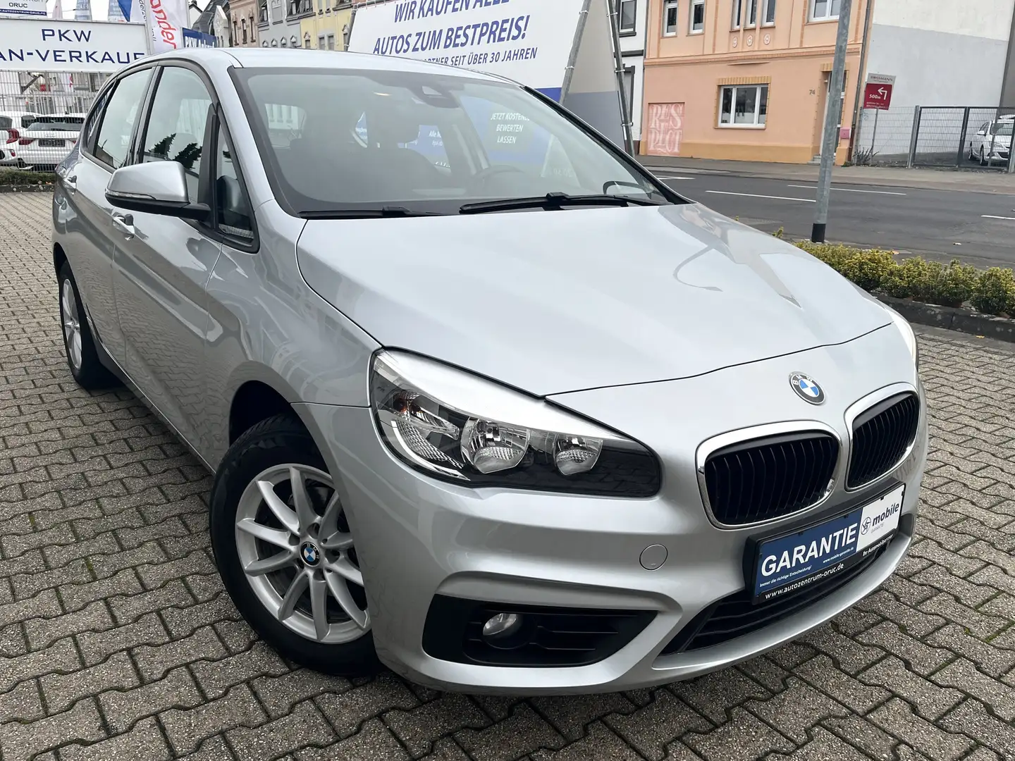 BMW 216 i Active Tourer Advantage*Allwetter*Klima* Silber - 2