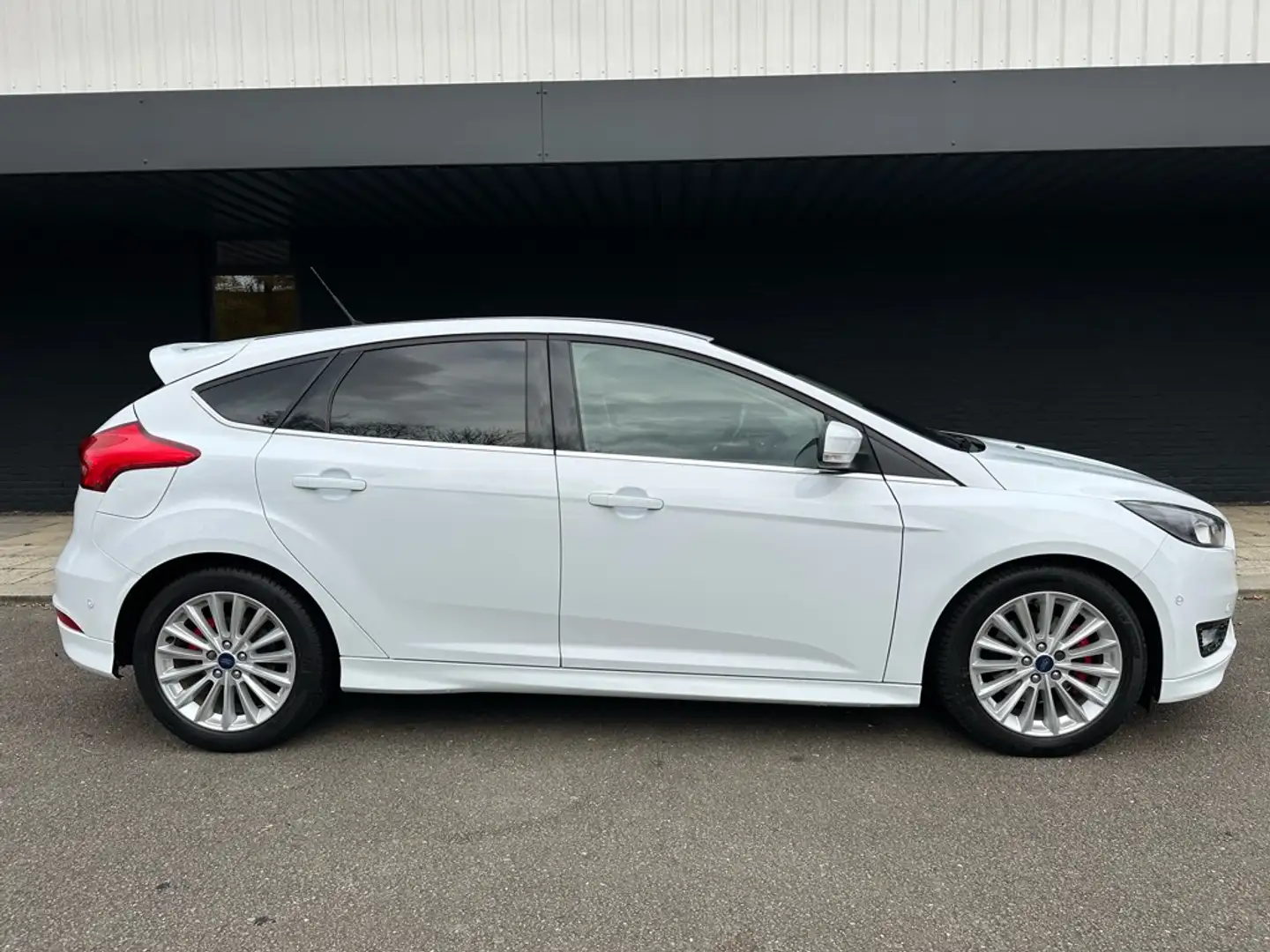 Ford Focus 1.5 Titanium X Edition ST line Blanco - 2