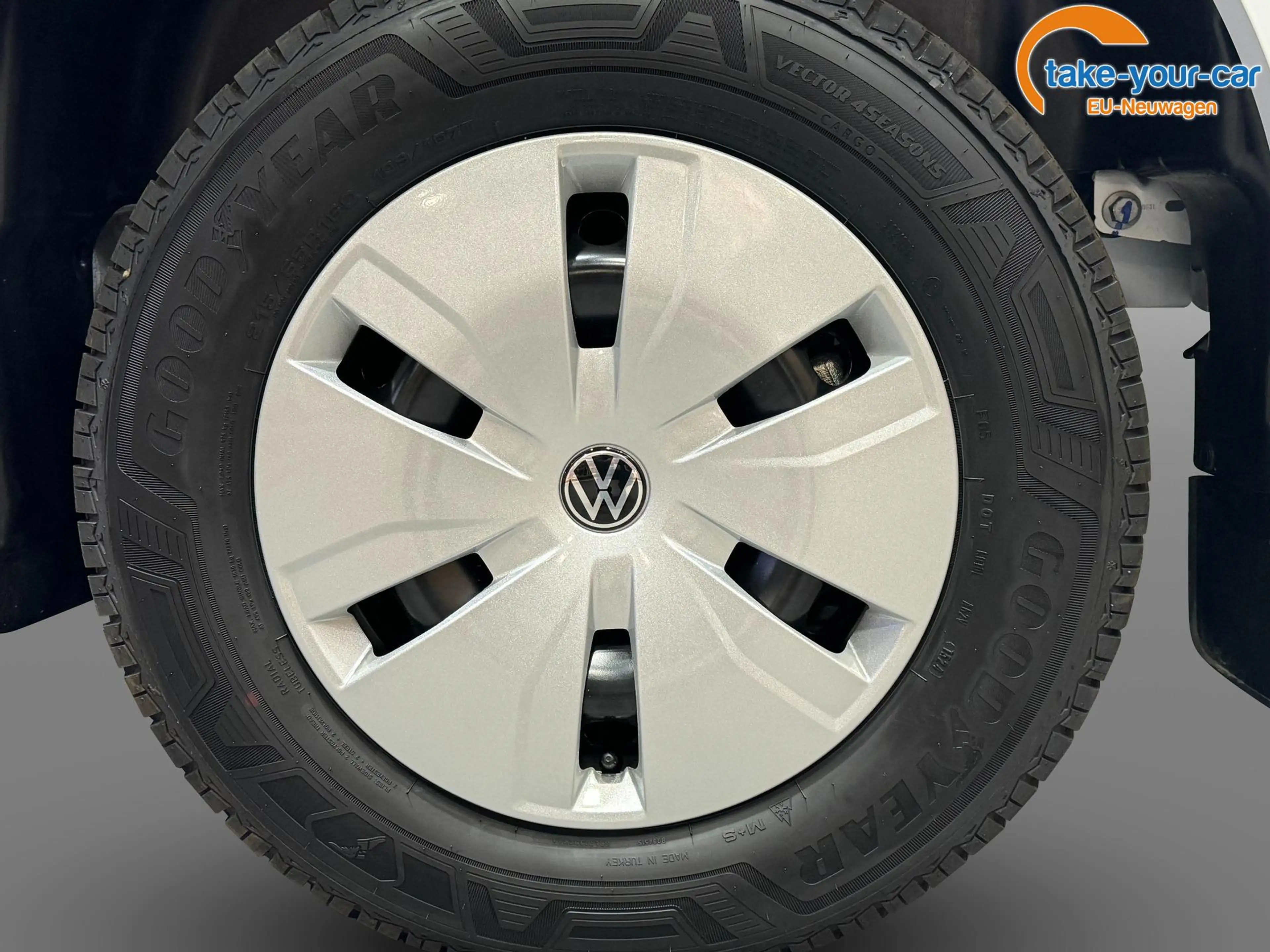 Volkswagen T7 Kombi KR 5 SITZE+AHK+NAVI+SHZ+KAMERA+PDC+ACC+17'LM 2.... — photo 9
