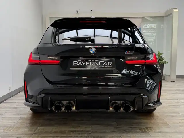 BMW M3 view 5