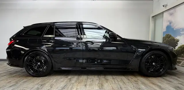 BMW M3 view 4