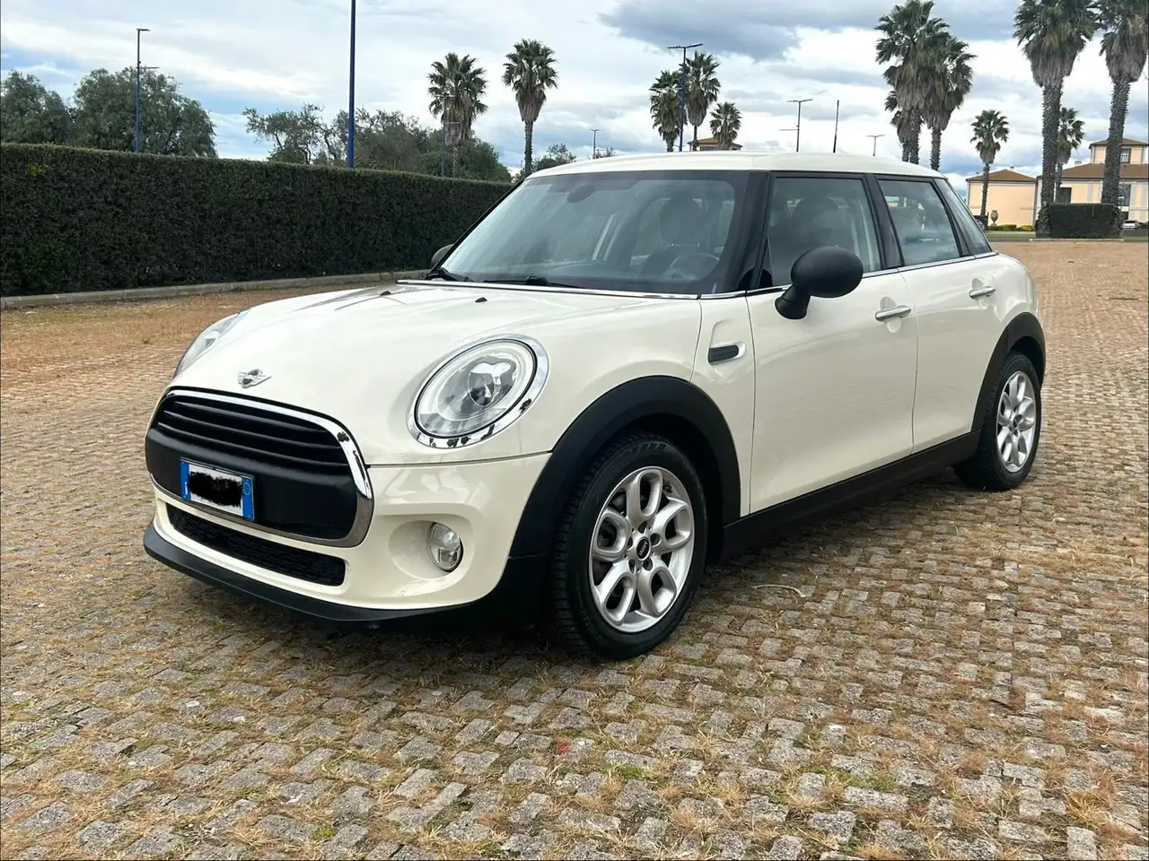 MINI One D