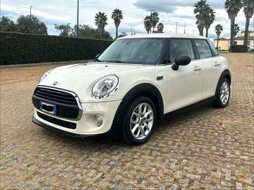 1.5d Hype 5porte 2015  Pelle Navi Xenon Euro 6b