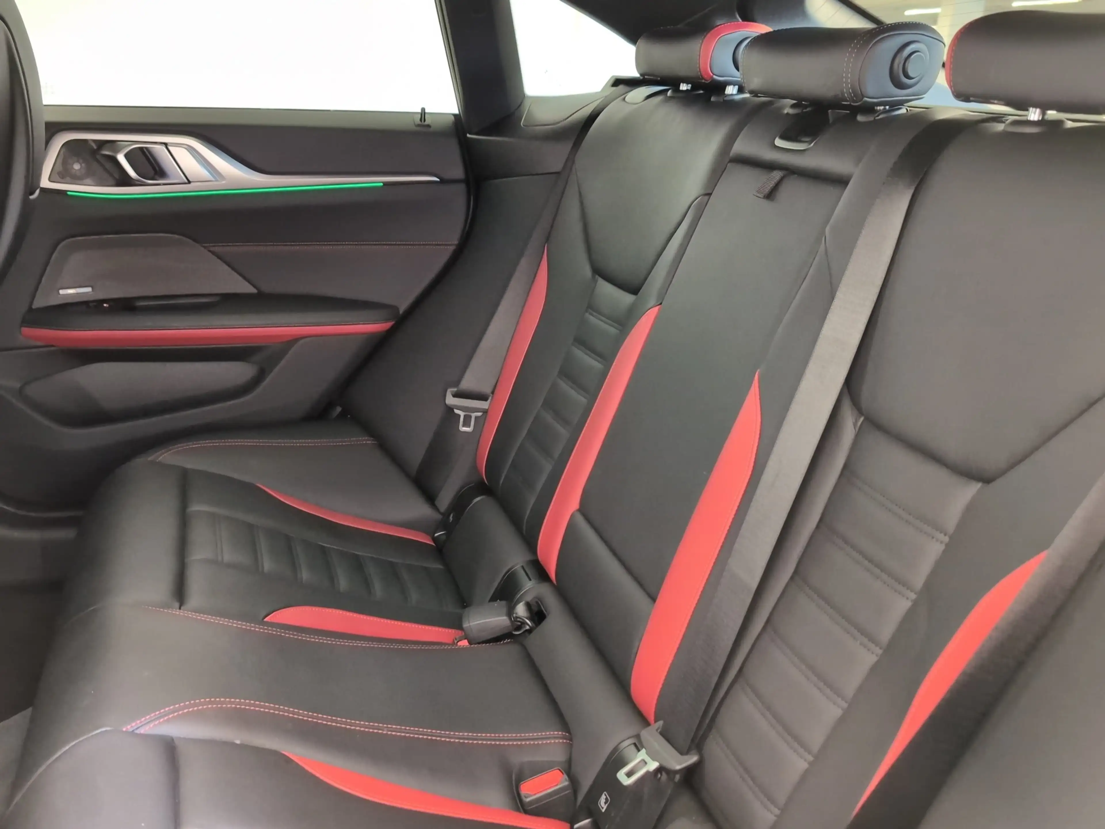 BMW i4 M50 xDrive Gran Coupé Navi/LED/360°/H&K/SLI Navi/L — photo 5
