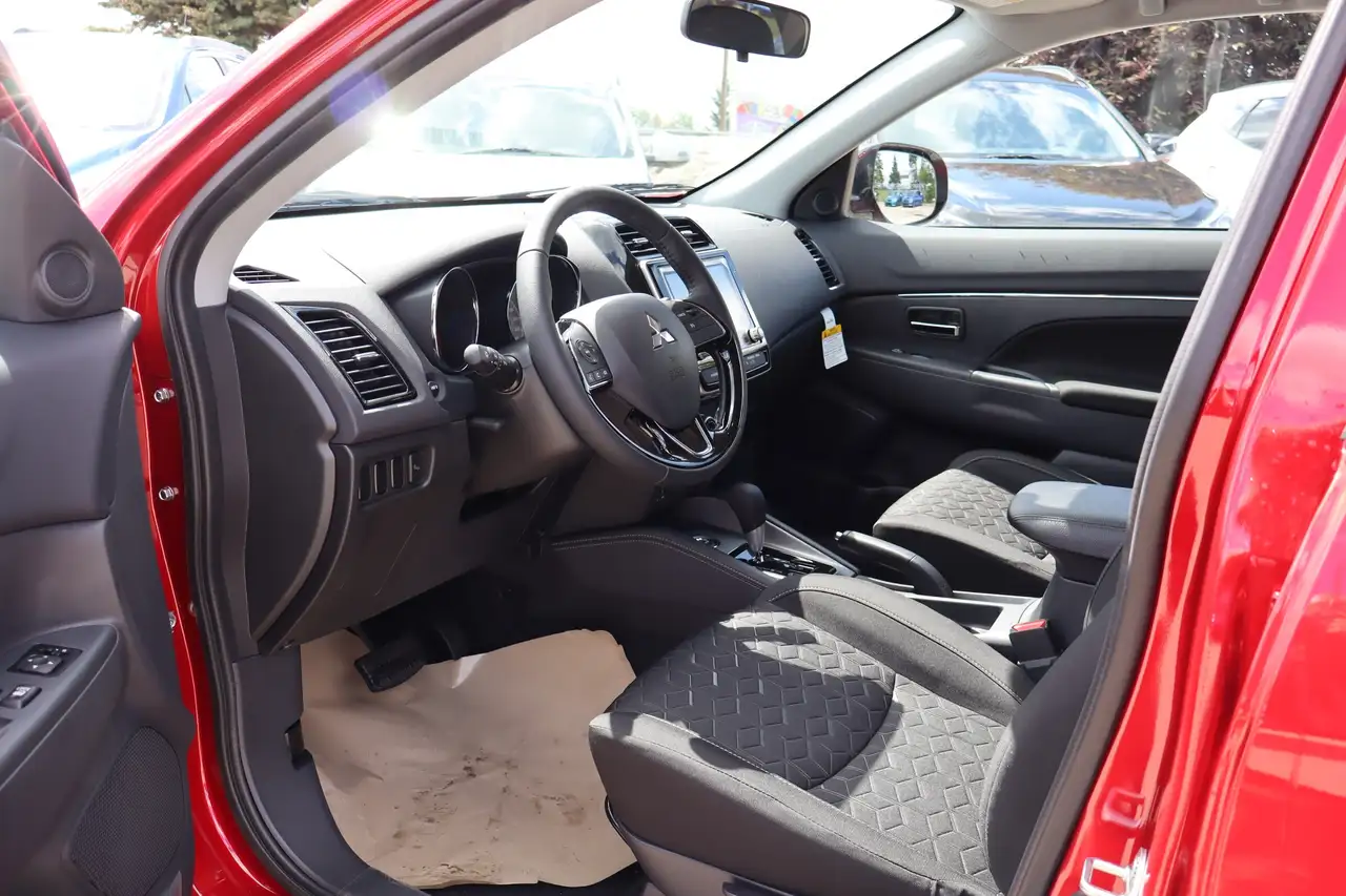 Mitsubishi RVR снимка Mitsubishi RVR