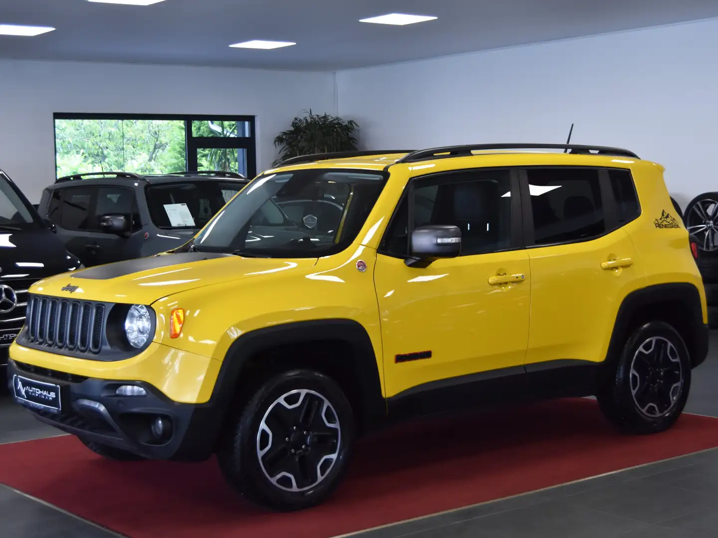Jeep Renegade Trailhawk 4WD~NAVI~AUTOMATIK~KAMERA~BEATS Yellow - 2
