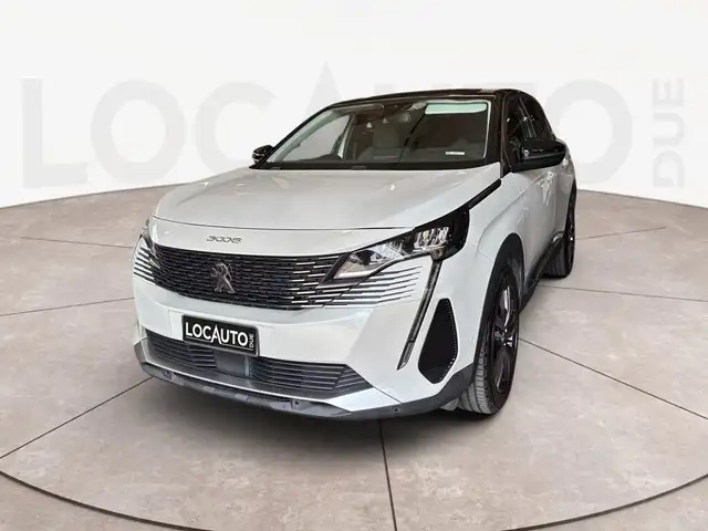 Peugeot 3008 main image