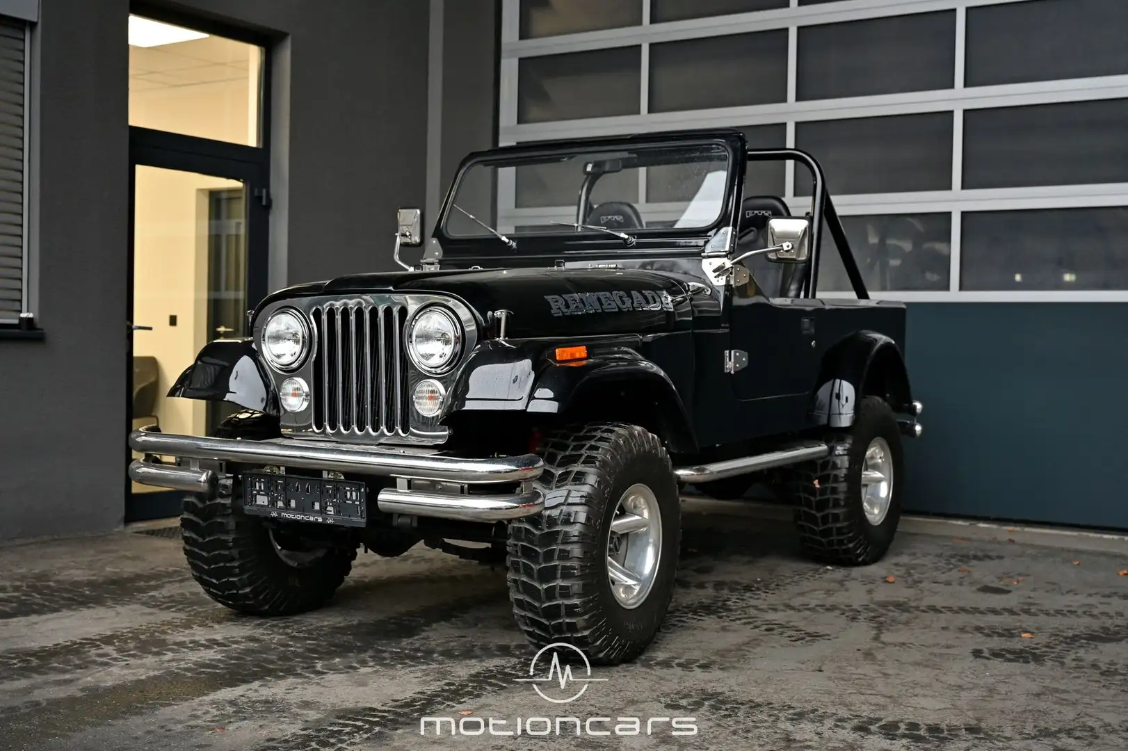Jeep CJ-7 Komplett NEU aufgebaut und Restauriert Negro - 2