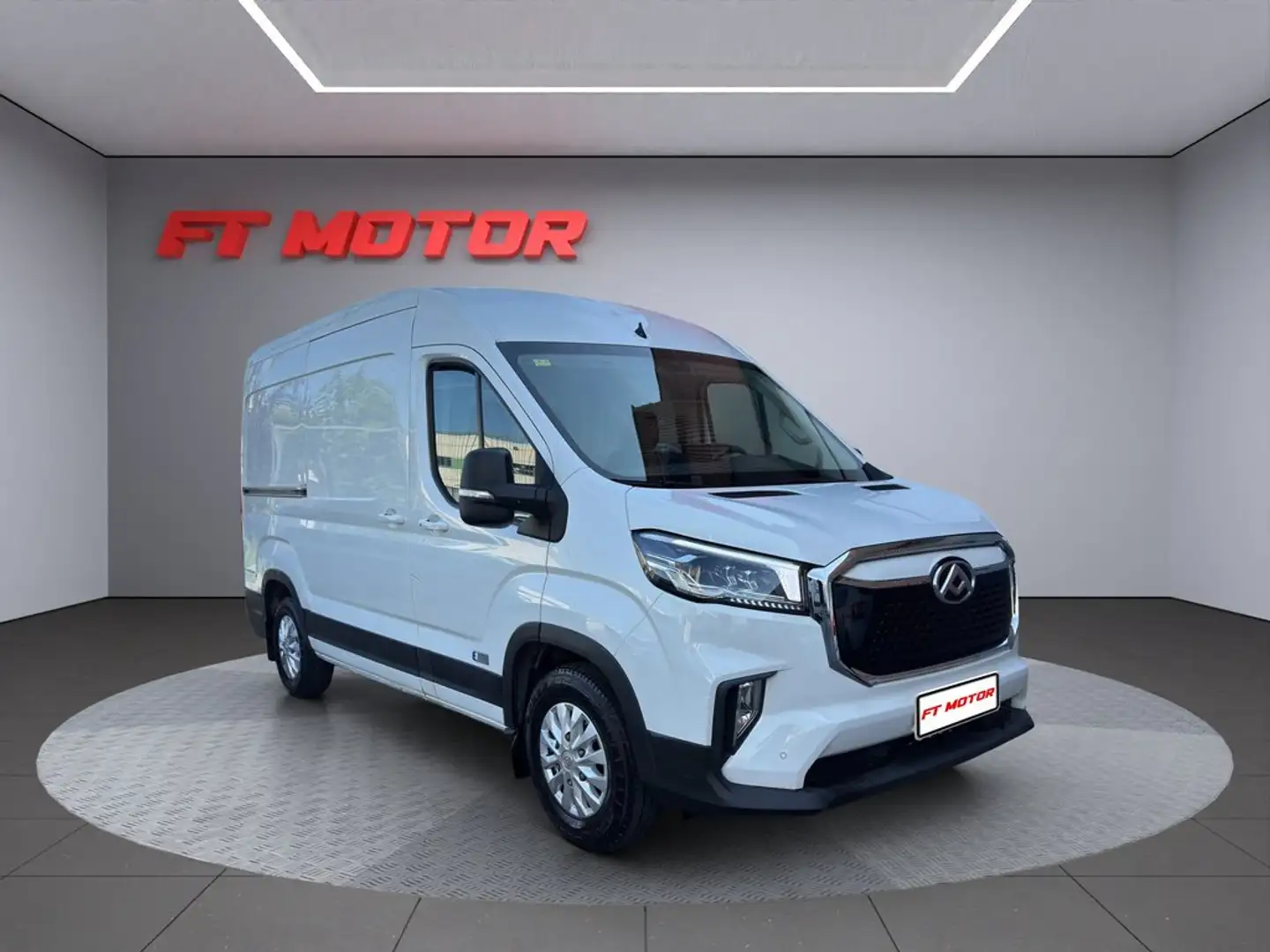 Maxus Deliver 9 e L3H2 72kWh Blanc - 1