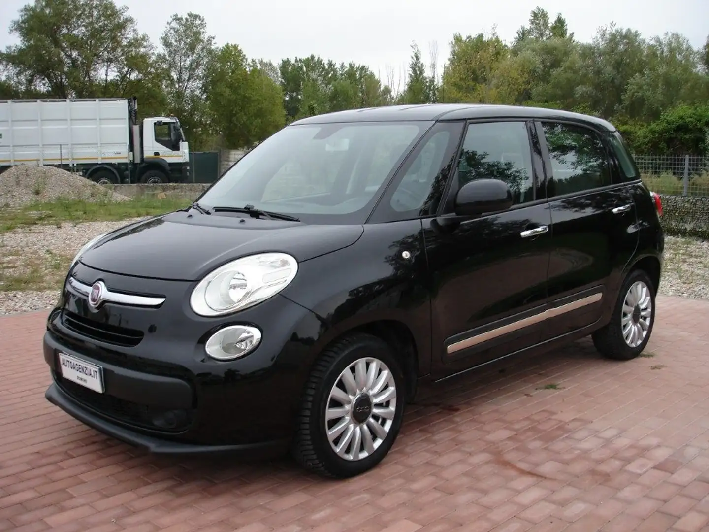 Fiat 500L 1.3 Multijet 85 CV X TUTTO E X TUTTI NEOPATENTATO Noir - 1
