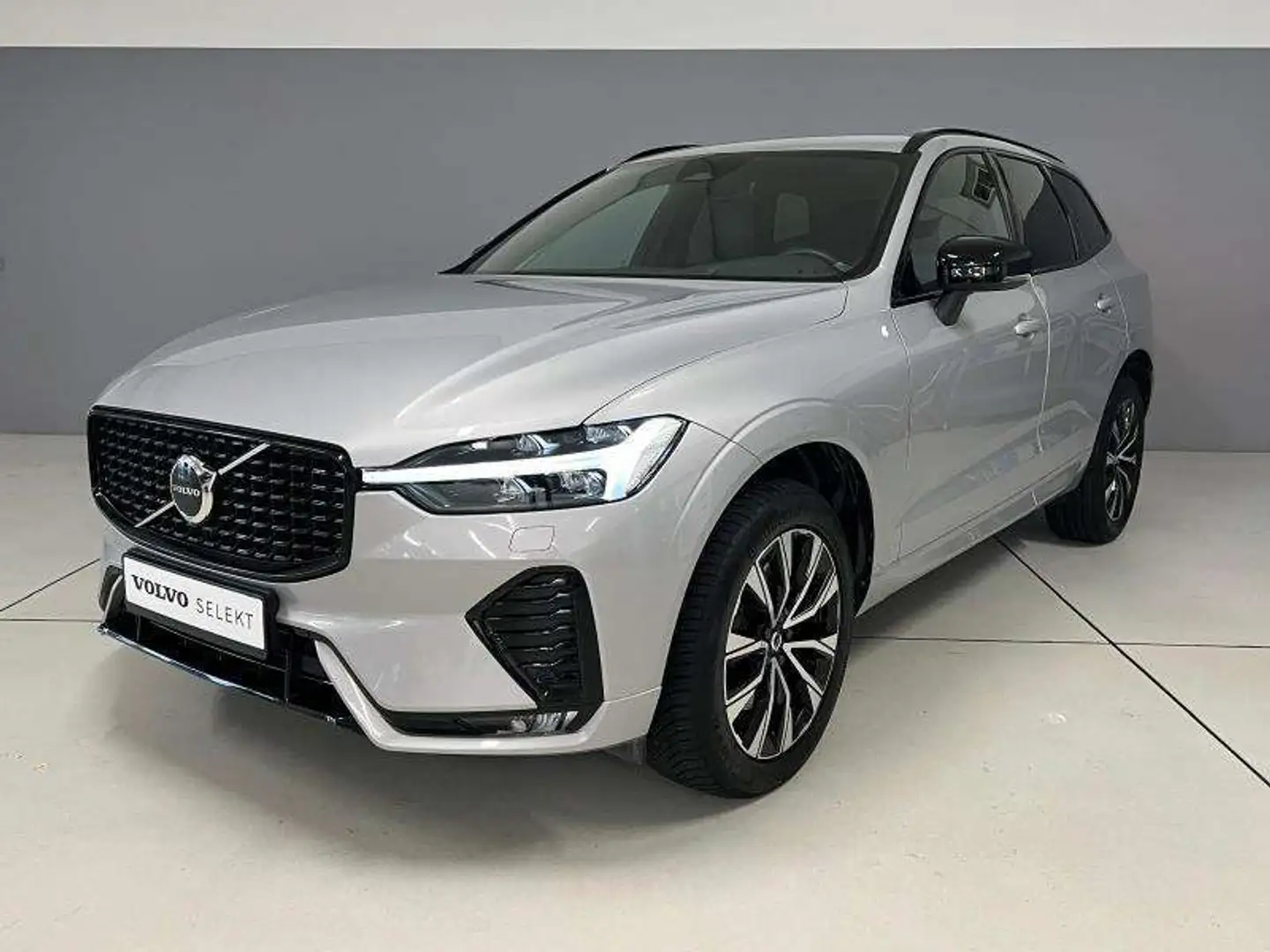 Volvo XC60 Plus Dark Gris - 1