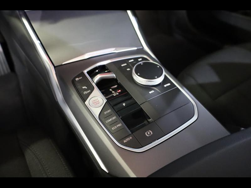 BMW 318 i Berline — photo 13