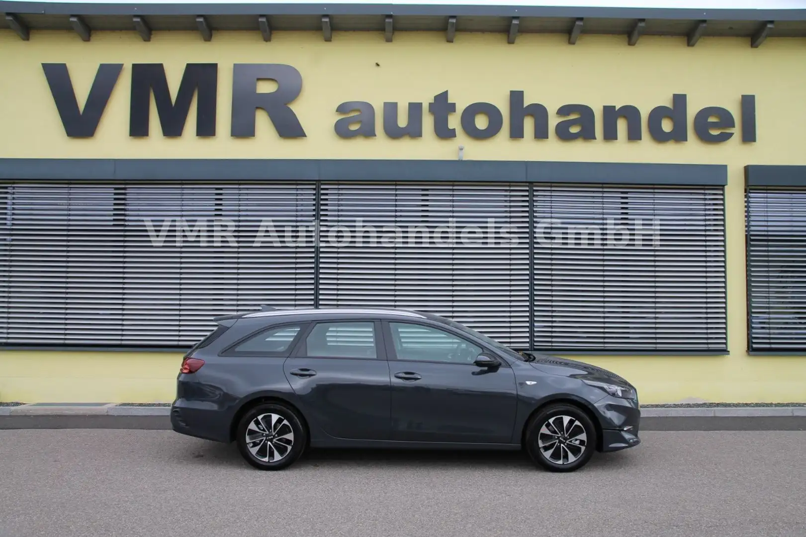 Kia Ceed SW / cee'd SW 1.5 T-GDi  SPIN *Navi*Kamera* Grau - 1