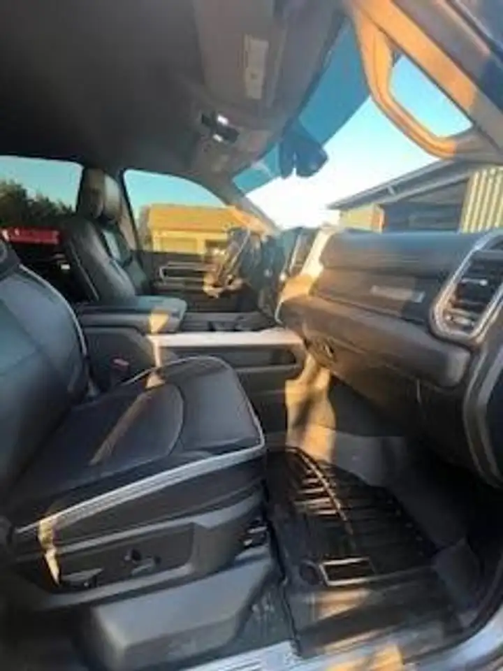 RAM 2500 снимка RAM 2500