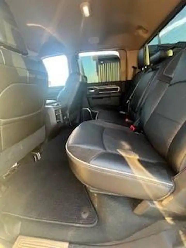 RAM 2500 снимка RAM 2500