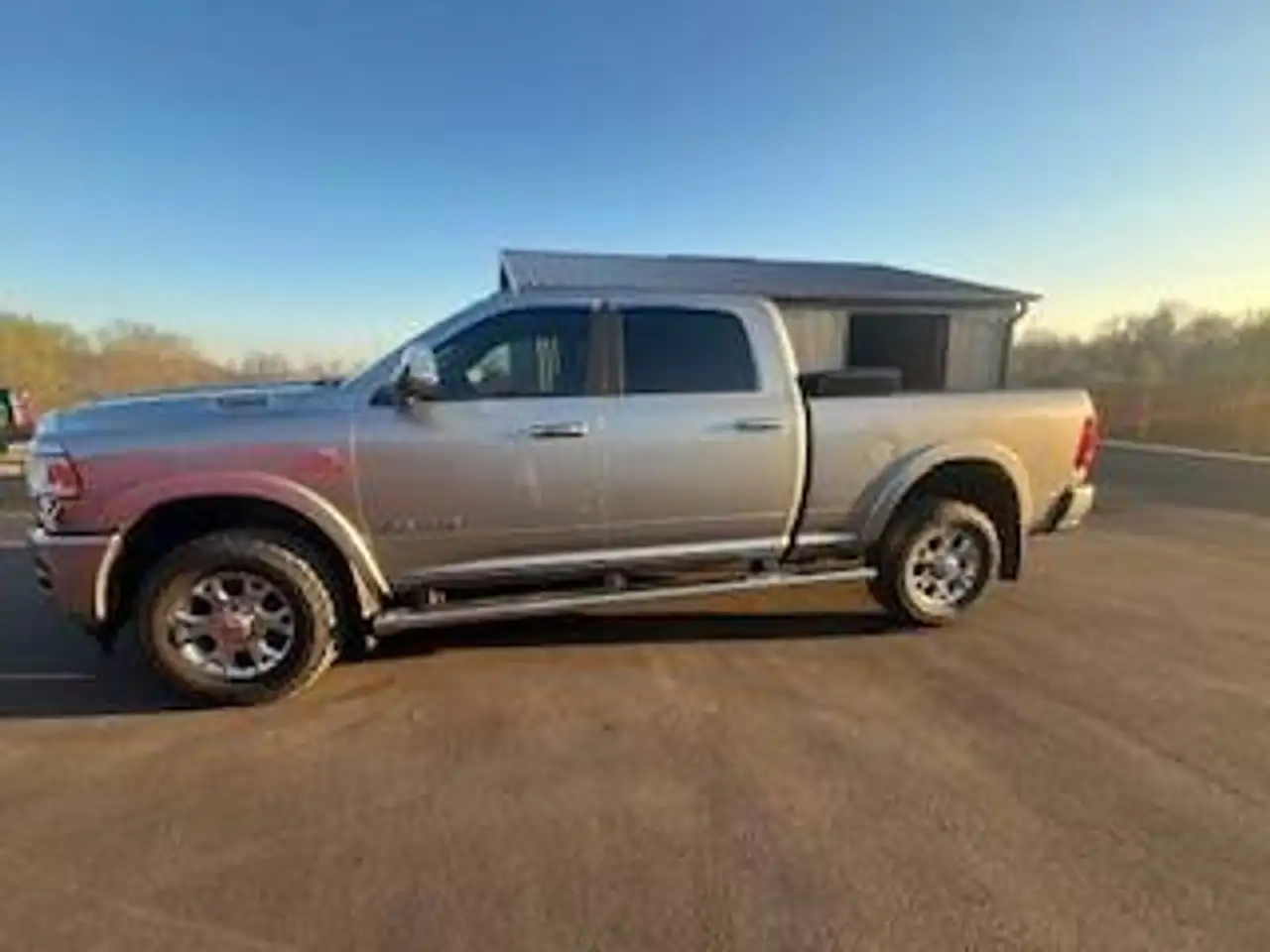 RAM 2500 снимка RAM 2500