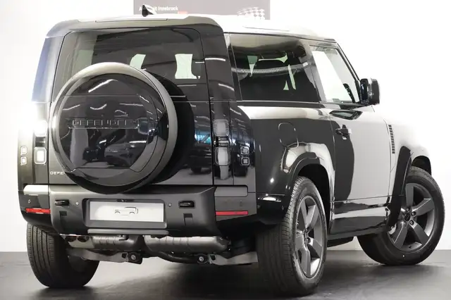 Land Rover Defender 90 3.0 X-Dynamic SE DAB AHK Ansicht 4