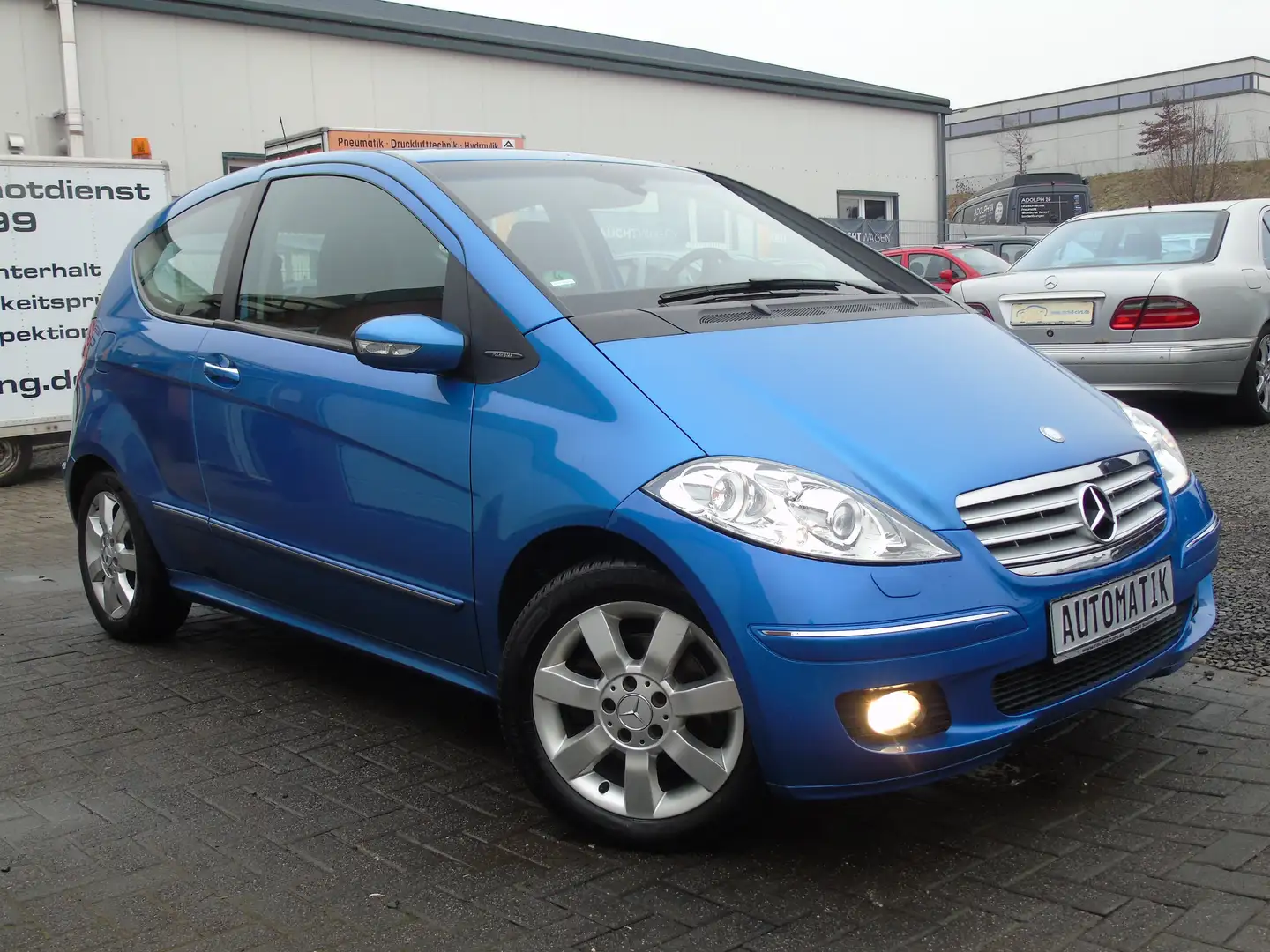 Mercedes-Benz A 170 115 PS*AUTOMATIK*PREMIUM GARANTIE!*HU 09-26*XENON plava - 2