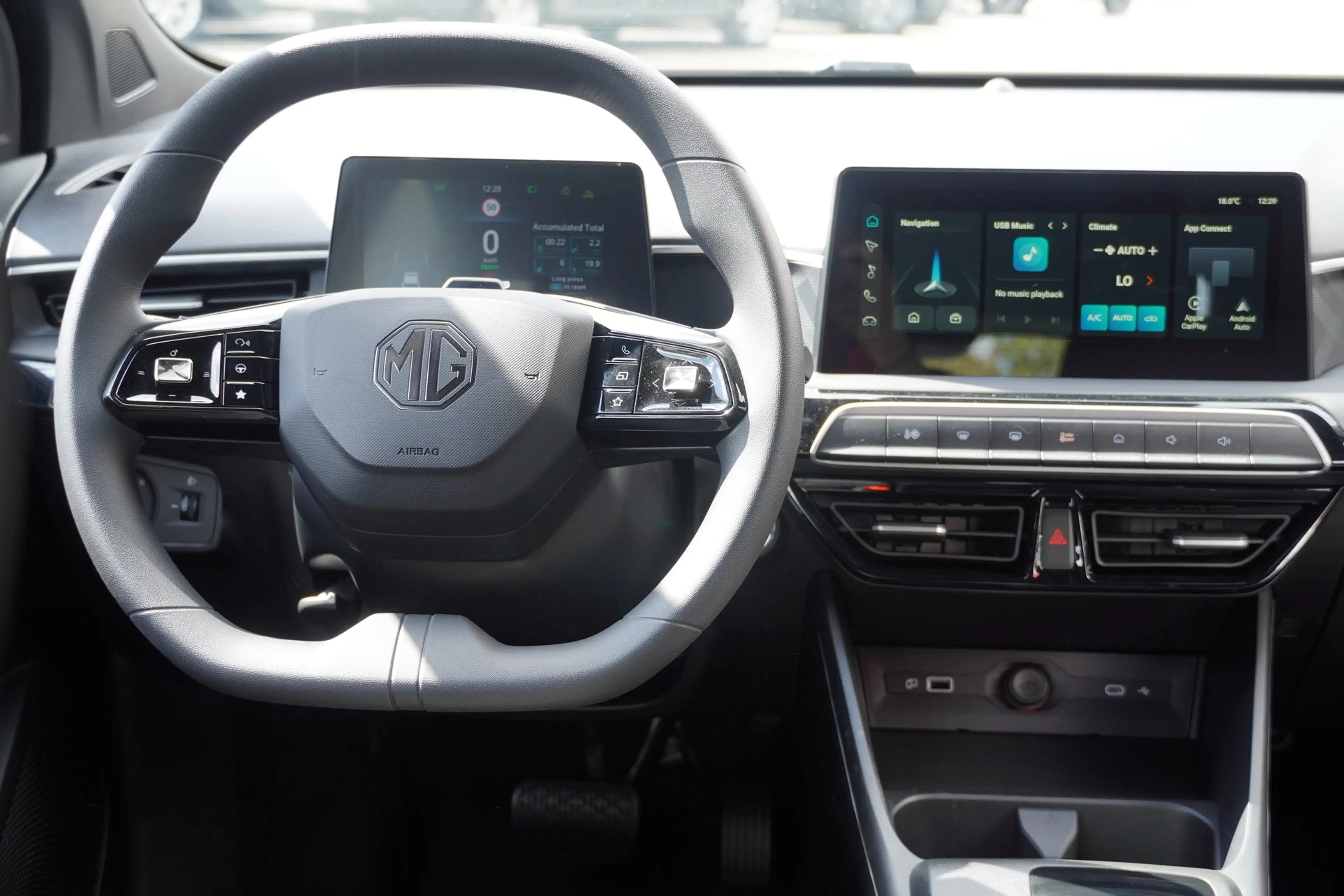 MG MG3 1.5 Hybrid Comfort Aut. ACC Navi Kamera — photo 9