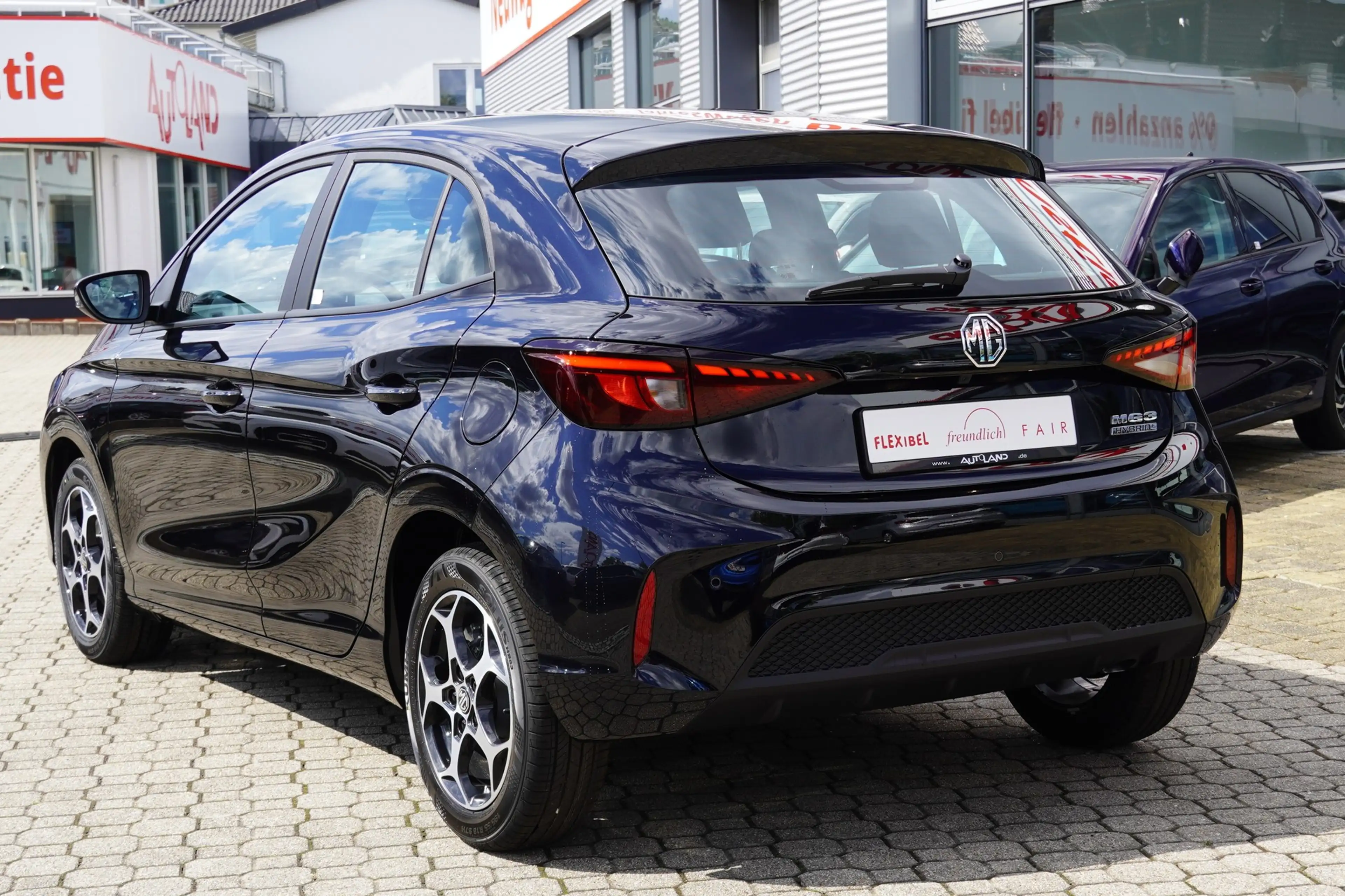 MG MG3 1.5 Hybrid Comfort Aut. ACC Navi Kamera — photo 3