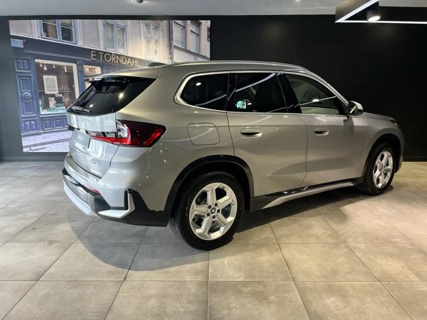 BMW X1 ieDrive20 204ch xLine Argent - 2