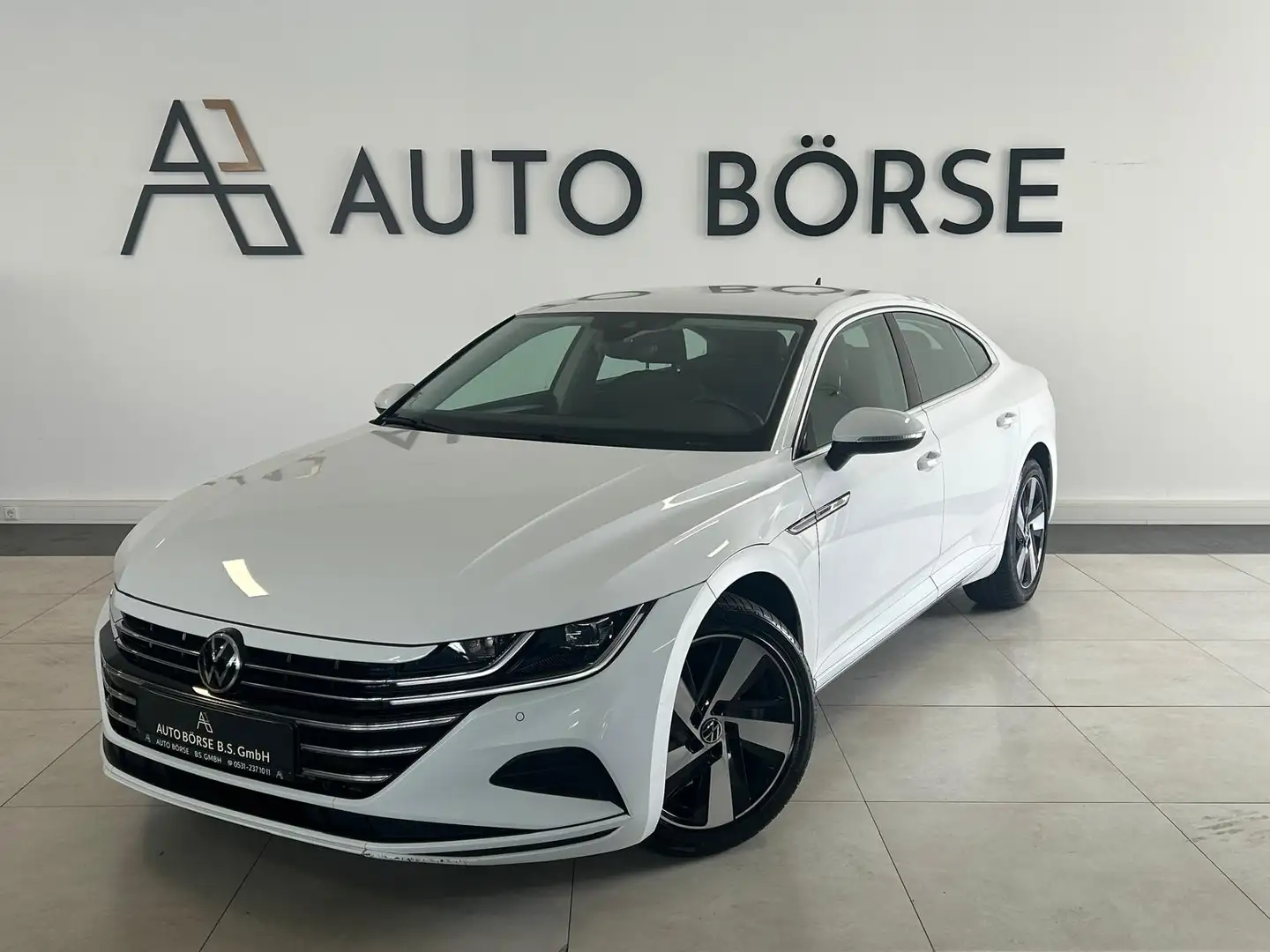 Volkswagen Arteon Lim DSG NAVI*ViCo*ACC*4xSHZ*MFL*PDC*LED* Weiß - 1