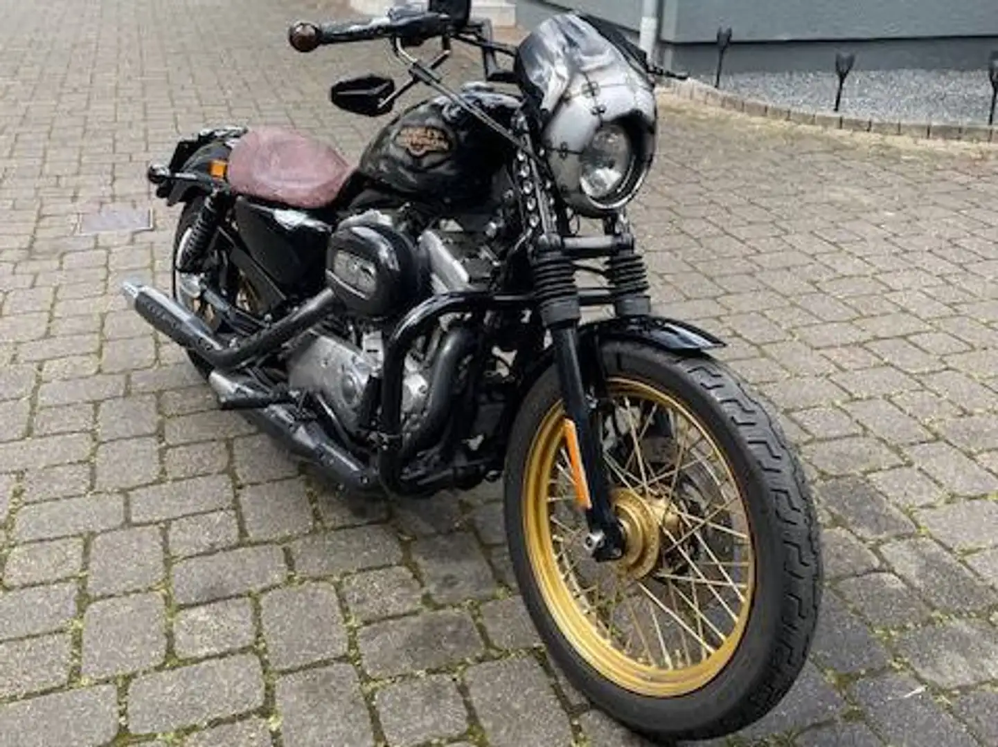 Harley-Davidson Sportster XL 883 Low Černá - 1