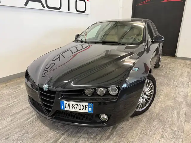 Alfa Romeo 159 159 Sportwagon SW 2.4 jtdm Distinctive 200cv q-tronic